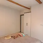 Private Detached With Swimming Pool In Inlice, 빌라 *