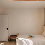 Private Detached With Swimming Pool In Inlice, * 페티예