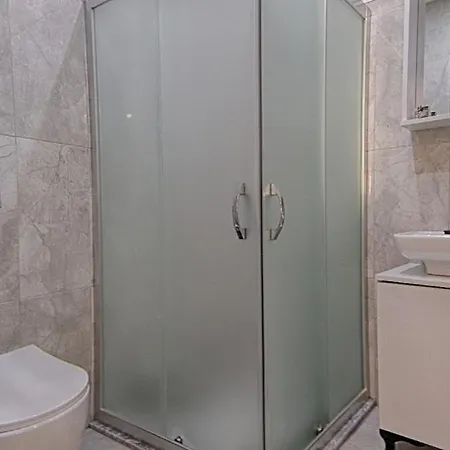 Private Detached With Swimming Pool In Inlice, * فتحية