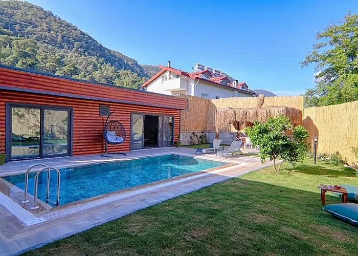 فيلة Private Detached With Swimming Pool In Inlice,