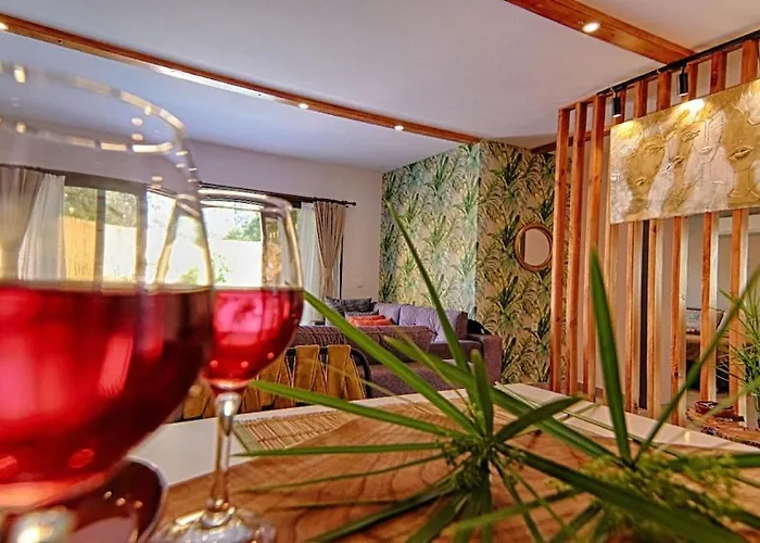 فيلة Private Detached With Swimming Pool In Inlice, فتحية