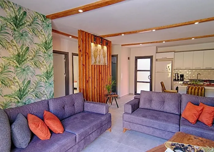 Private Detached With Swimming Pool In Inlice, Вилла *